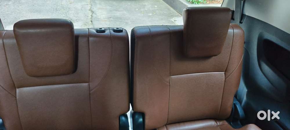 Toyota Innova Crysta 2.8z Automatic, 2016, Diesel