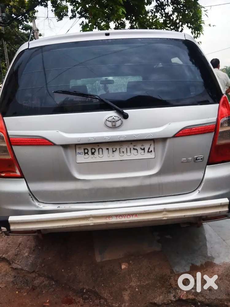 Toyota Innova 2.5 E 2015