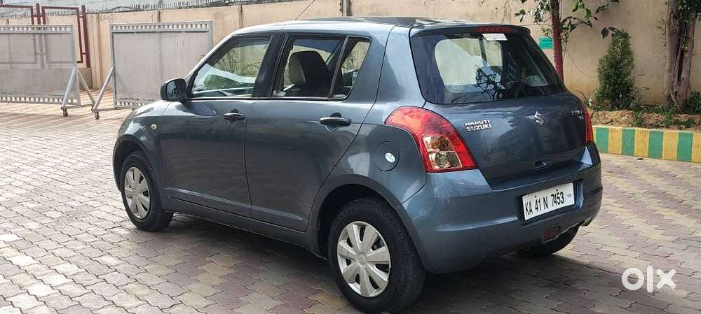 Maruti Suzuki Swift Vxi Glory Limited Edition, 2011, Petrol