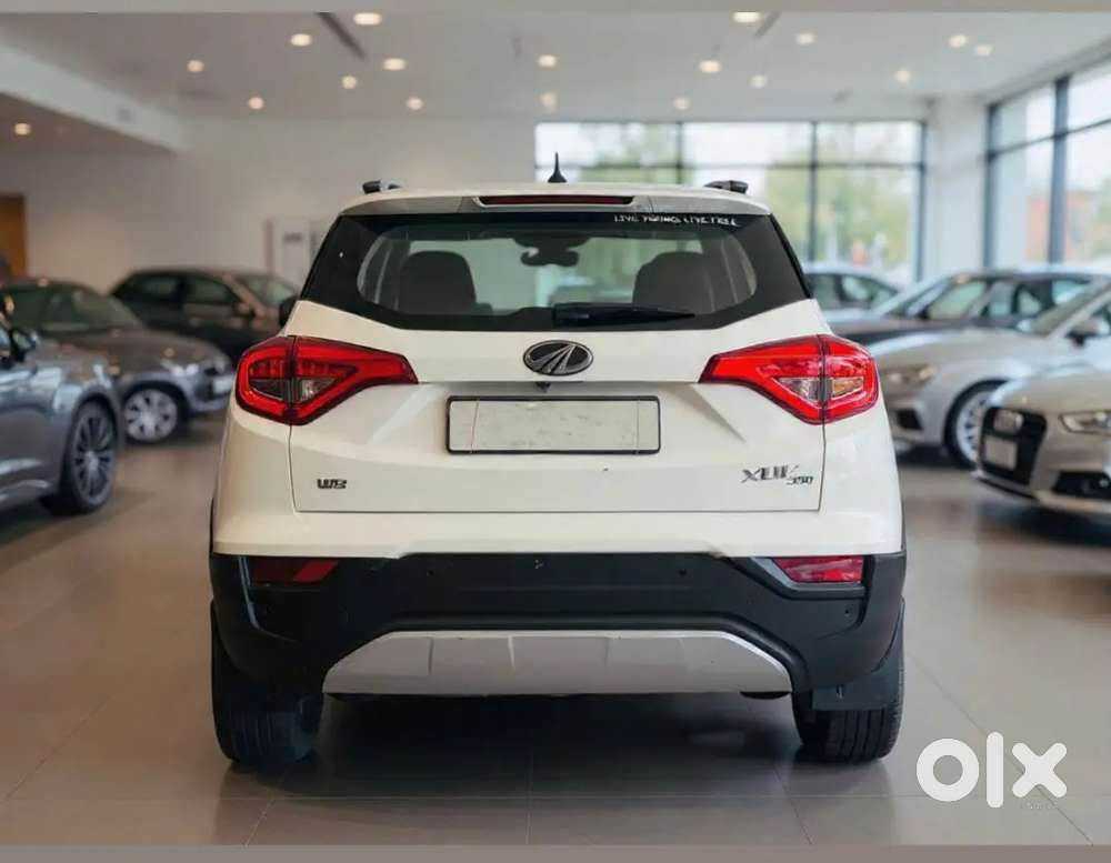 Mahindra Xuv300 2020 Diesel 75575 Km Driven