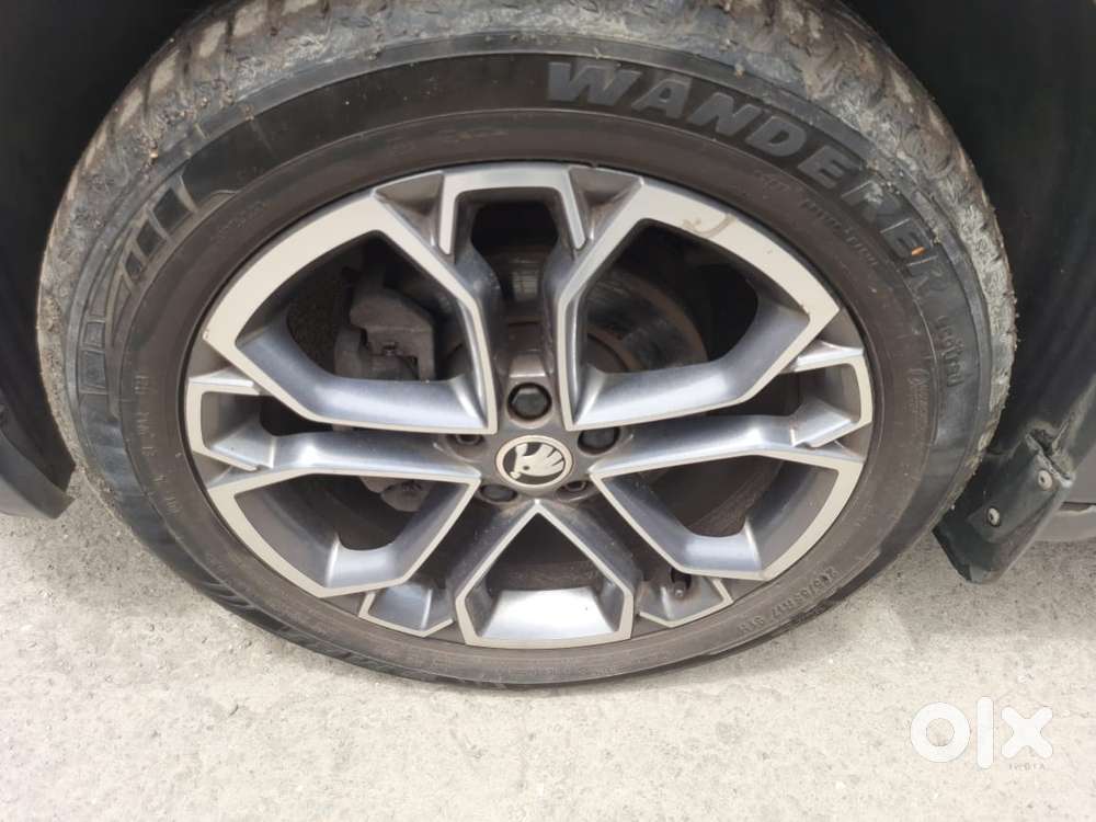 Skoda Kushaq 1.0 Tsi Style At, 2022, Petrol