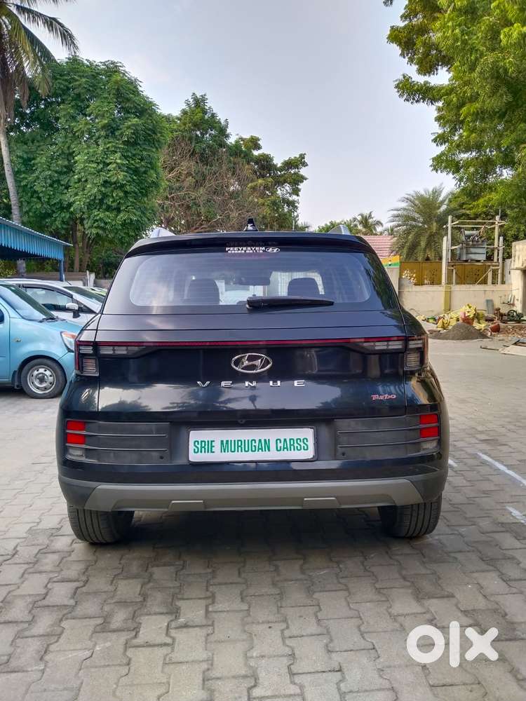 Hyundai Venue 1.0 S (o) Turbo Dct, 2024, Petrol