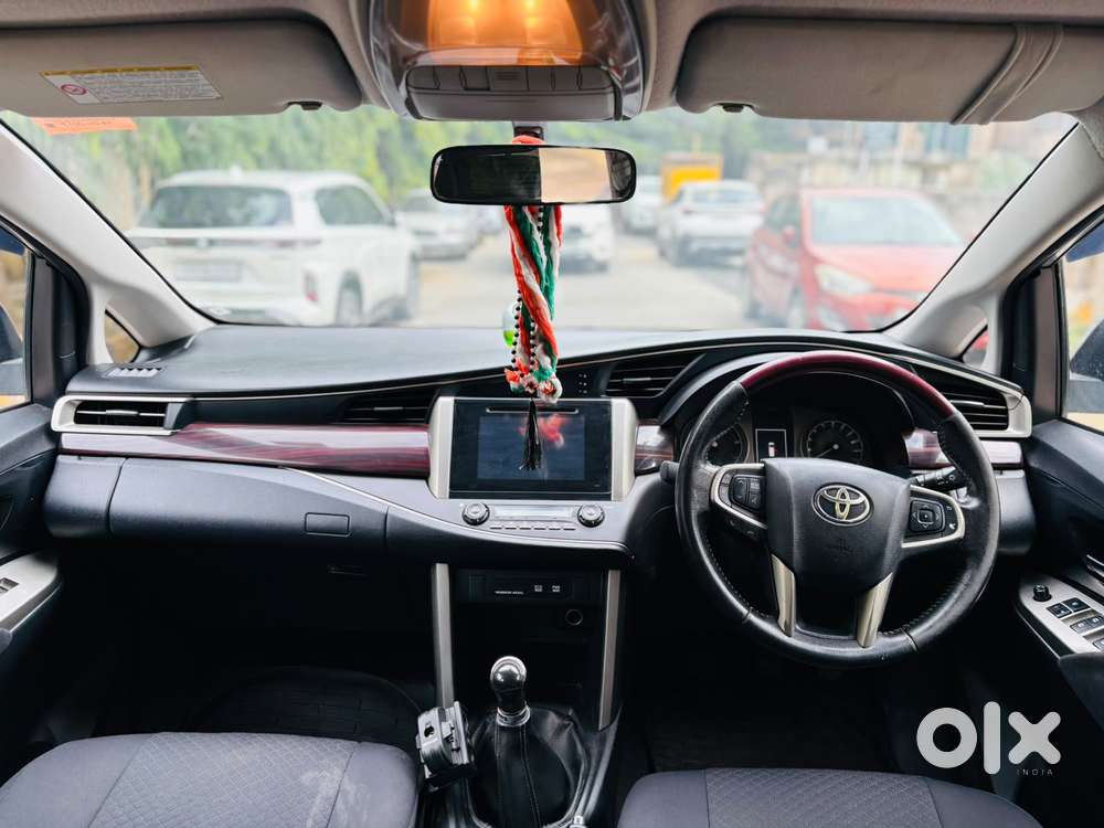 Toyota Innova Crysta 2.4 V 7 Str, 2017, Diesel
