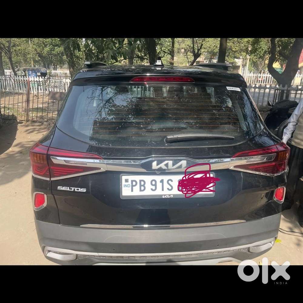 Kia Petrol Car 2023