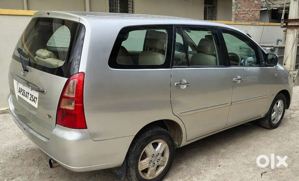 Toyota Innova 2006 Diesel 170000 Km Driven Good Condition Showroom Tra