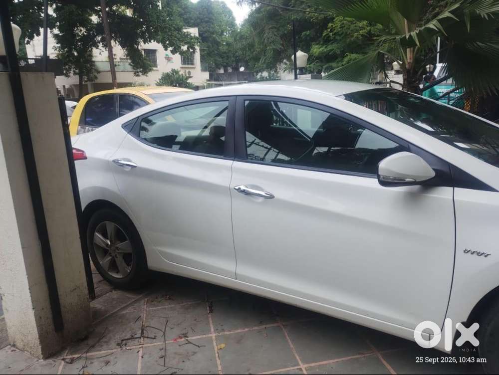 Hyundai Elantra 2012 Car
