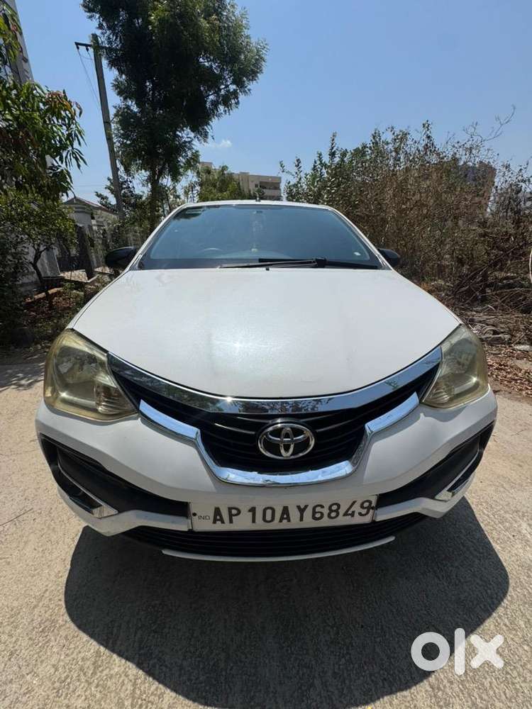 Toyota Etios Liva 2011