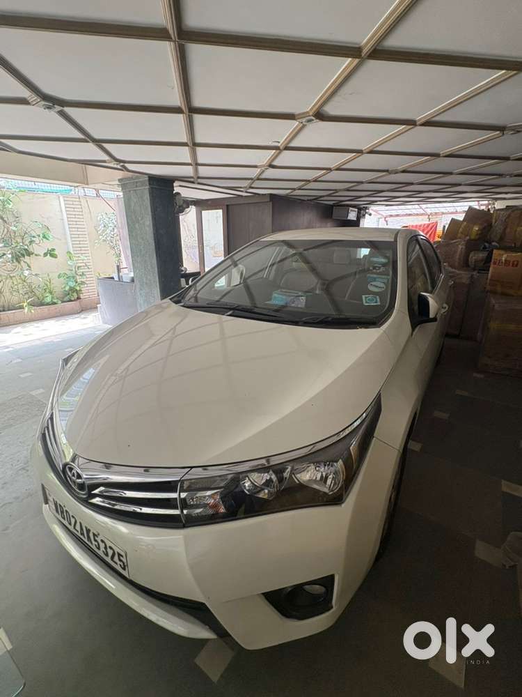 Toyota Corolla Altis 2016 Petrol Well Maintained