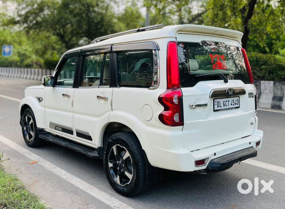 Mahindra Scorpio Classic 2.2 S 11 Mt 7 Str, 2023, Diesel