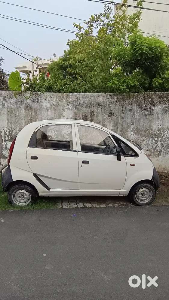 Tata Nano Model Xe 2012