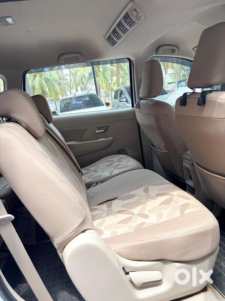 Maruti Suzuki Ertiga, 2021, Petrol