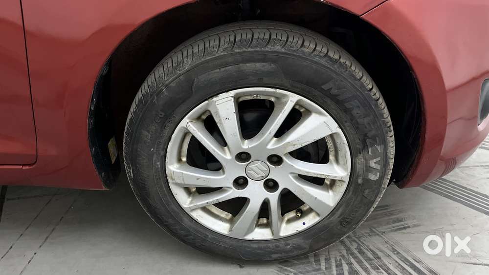 Maruti Suzuki Swift 1.3 Zxi, 2013, Petrol