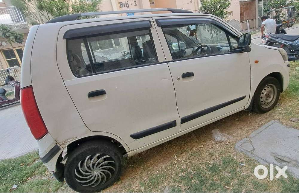 Maruti Suzuki Wagon R 2017 Company  Fitted Cng , Single Hand Car