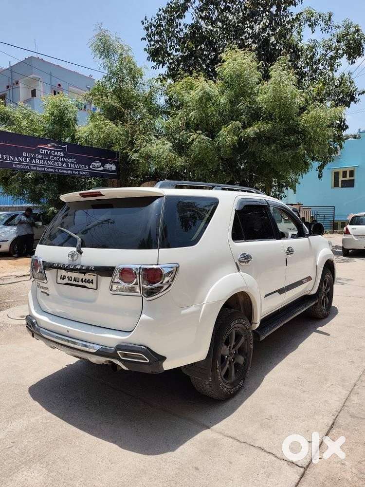 Toyota Fortuner 3.0 4x4 Manual, 2010, Diesel
