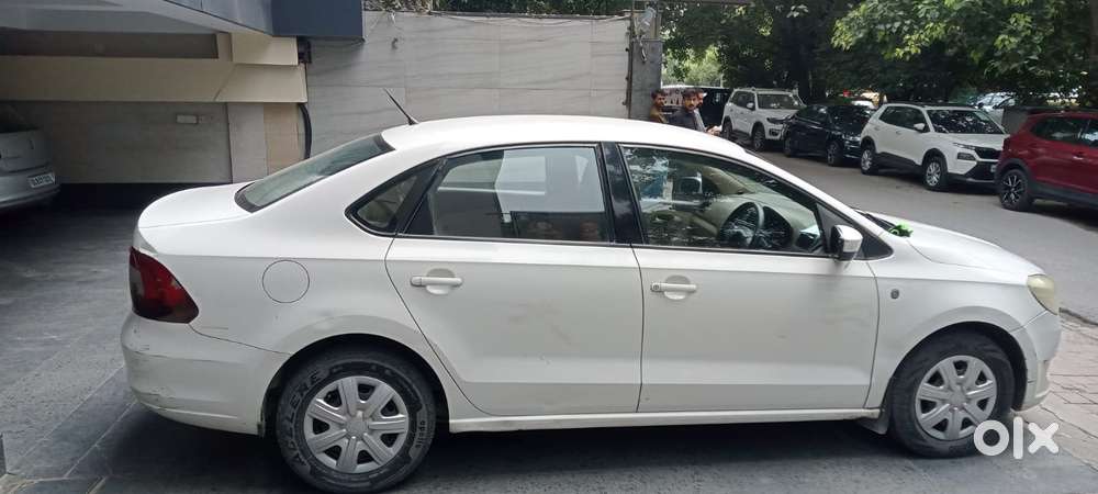 Skoda Rapid 1.6 Mpi Ambition Plus, 2012, Petrol