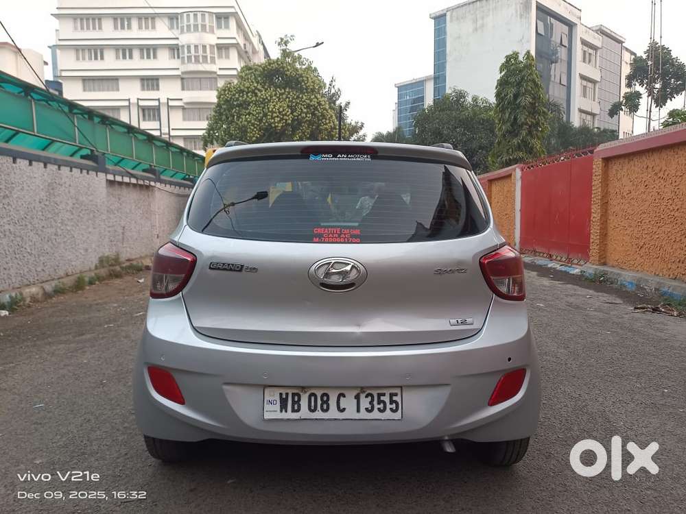 Hyundai Grand I10 2016-2017 Sportz Celebration Edition, 2016, Petrol