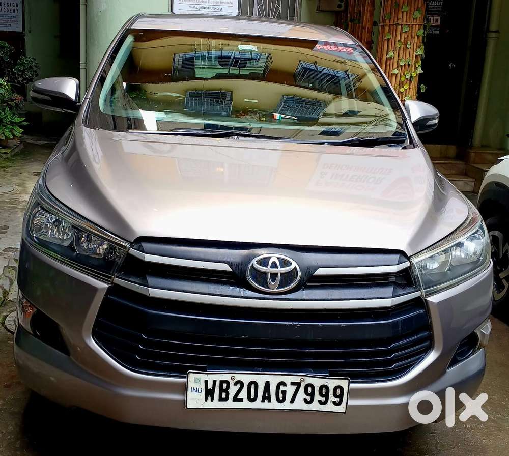 Toyota Innova Crysta 2.8 Gx At, 2016, Diesel