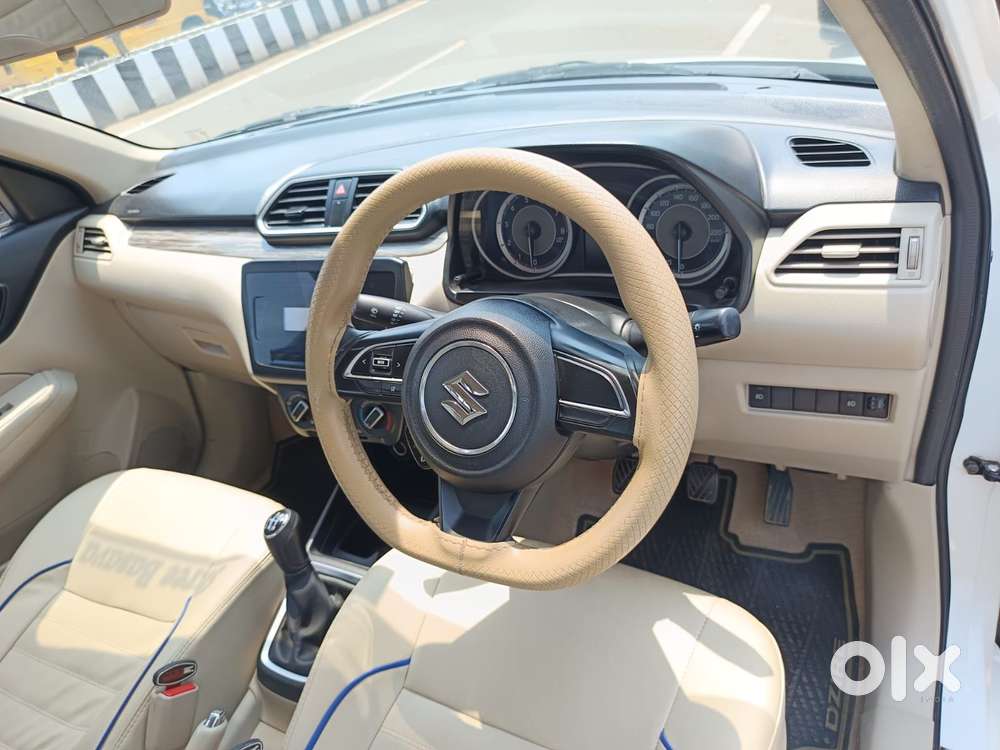 Maruti Suzuki Dzire 1.2 Vxi, 2022, Petrol