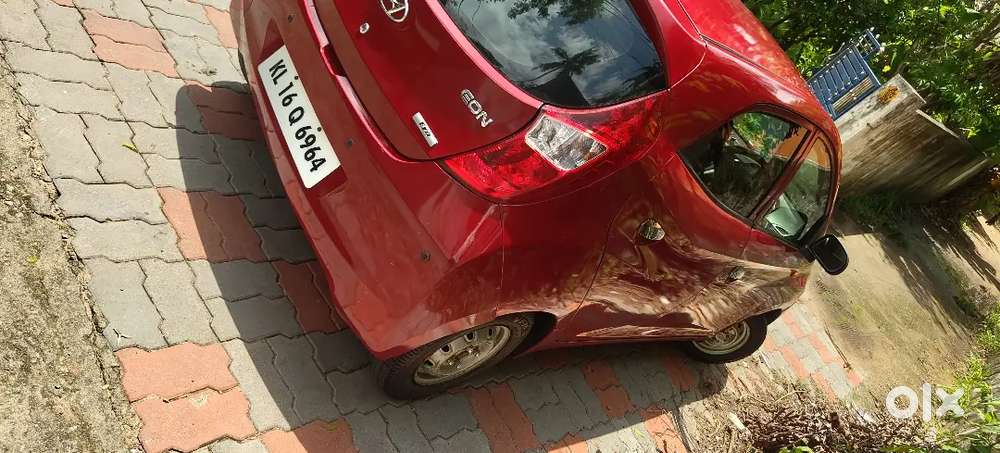 Hyundai Eon 2016 Petrol 98000 Km Driven