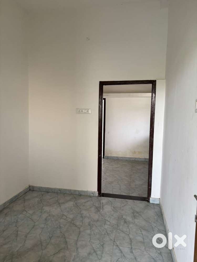 This is 1bhk independent flat available on rent available