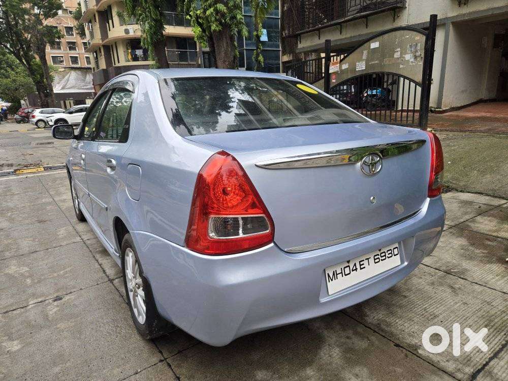 Toyota Etios V, 2011, Petrol