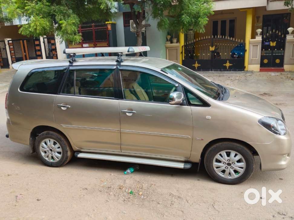 Toyota Innova 2.5 G (diesel) 8 Seater, 2010, Diesel