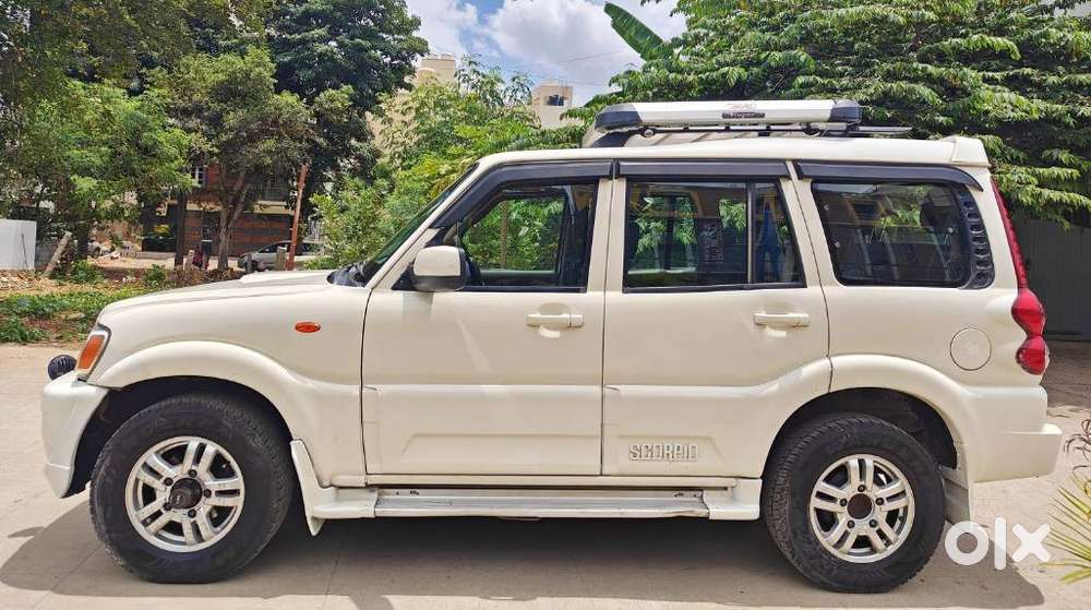 Mahindra Scorpio Vlx 4wd Abs Bsiii, 2014, Diesel