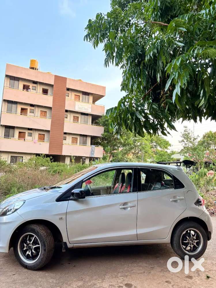 Honda Brio 2012 Petrol Well Maintained