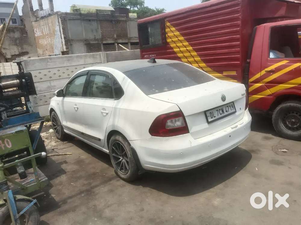 Skoda Rapid 2012