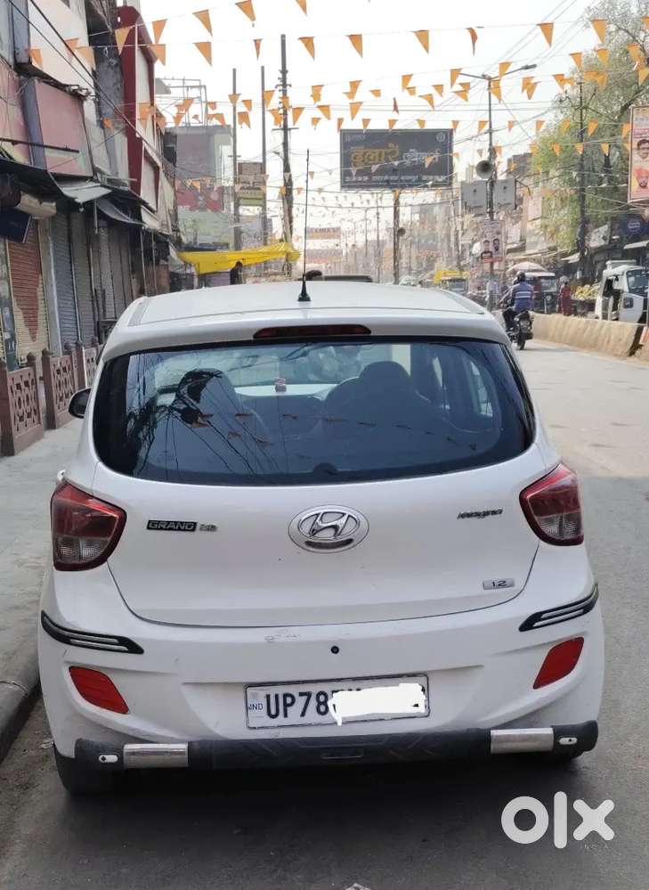 Hyundai Grand I10 2016 Petrol 132000 Km Driven