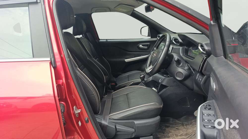 Nissan Magnite 1.0 Xv Premium Turbo Dual Tone, 2022, Petrol