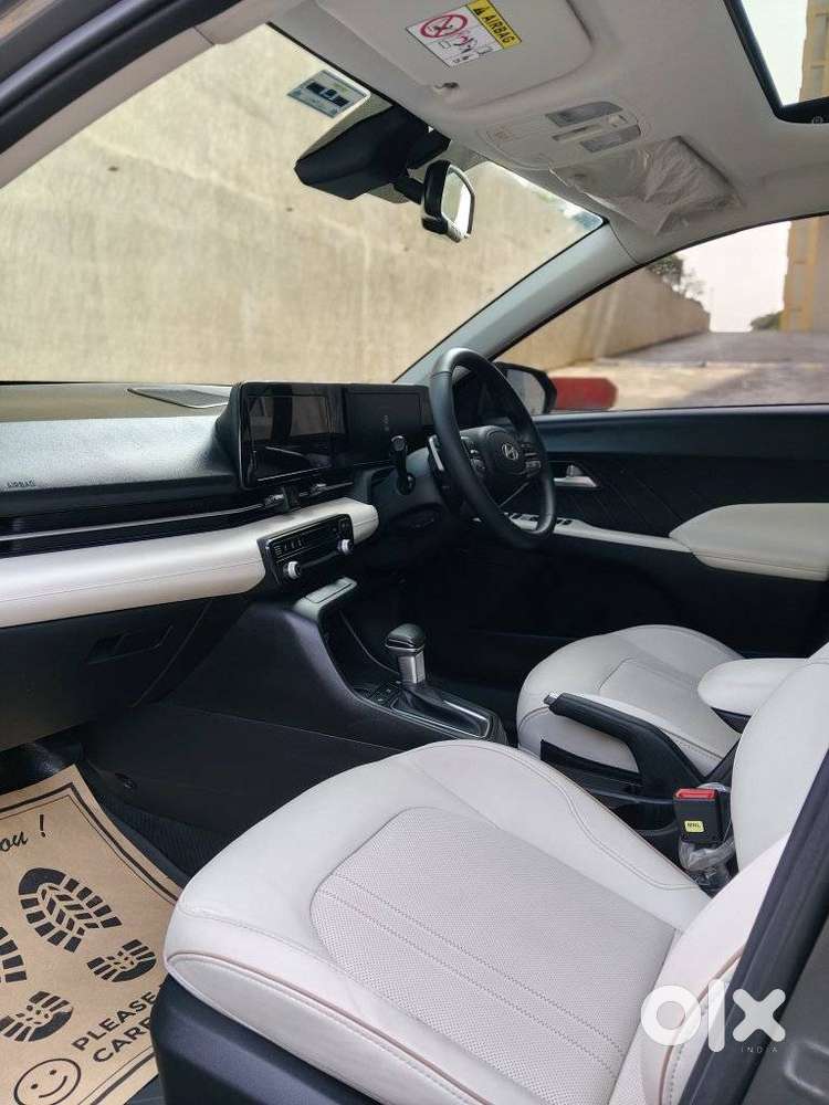 Hyundai Verna 1.5 Sx (o) Vtvt Ivt, 2023, Petrol