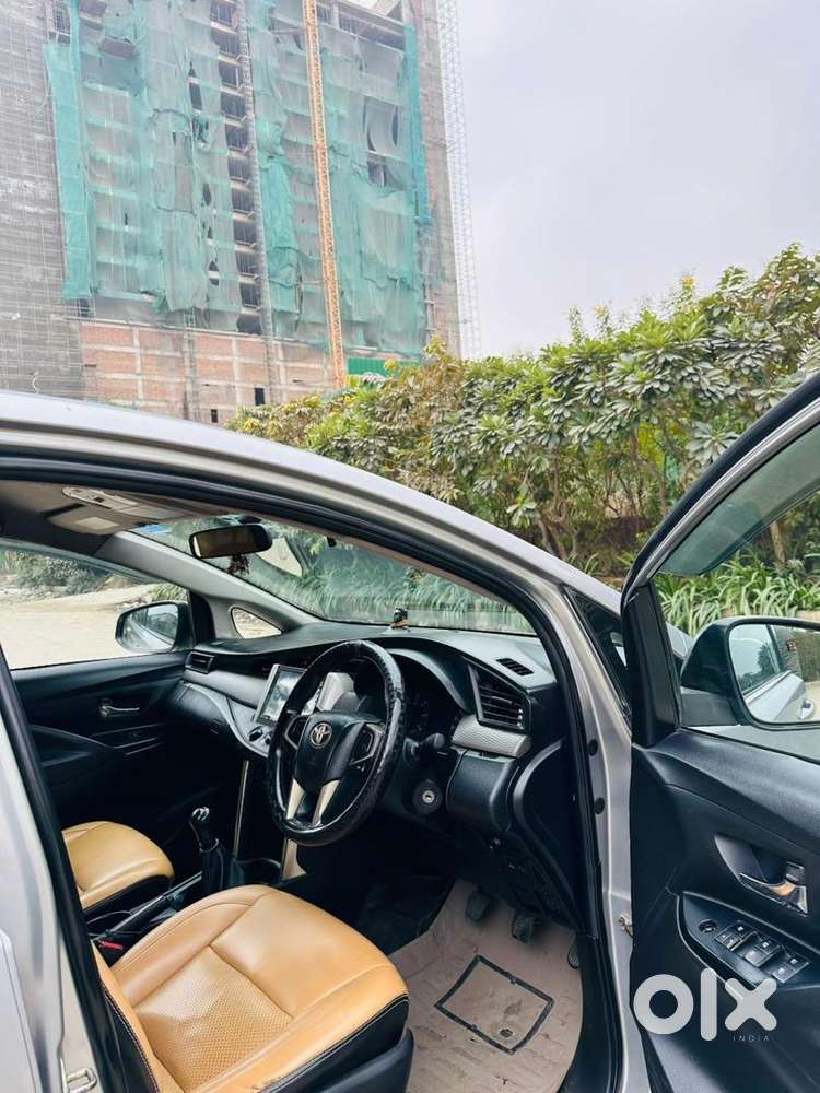 Toyota Innova Crysta 2017 Diesal 8 Str