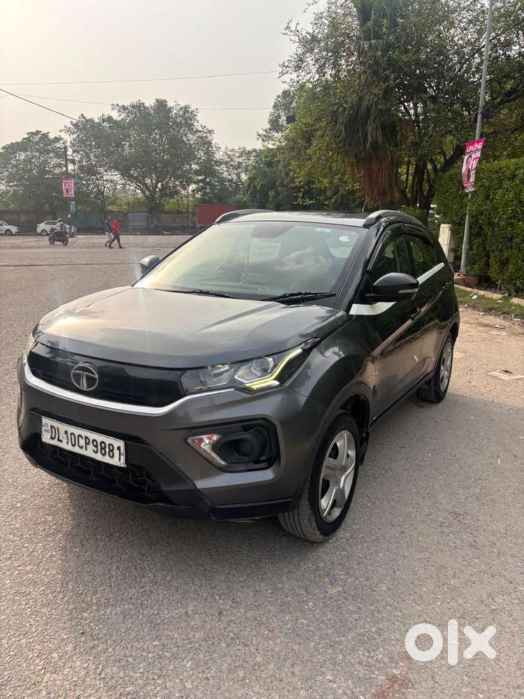 Tata Nexon 1.2 Revotron Xma Amt (s), 2021, Cng & Hybrids