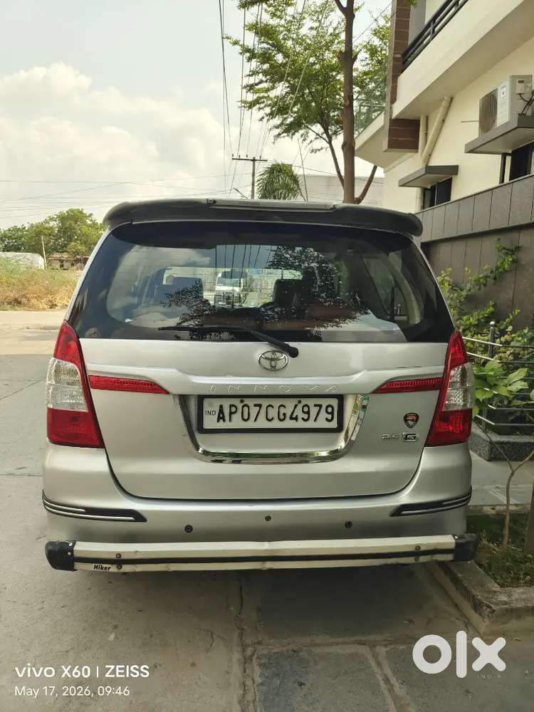 Toyota Innova 2015 Diesel Well Maintained