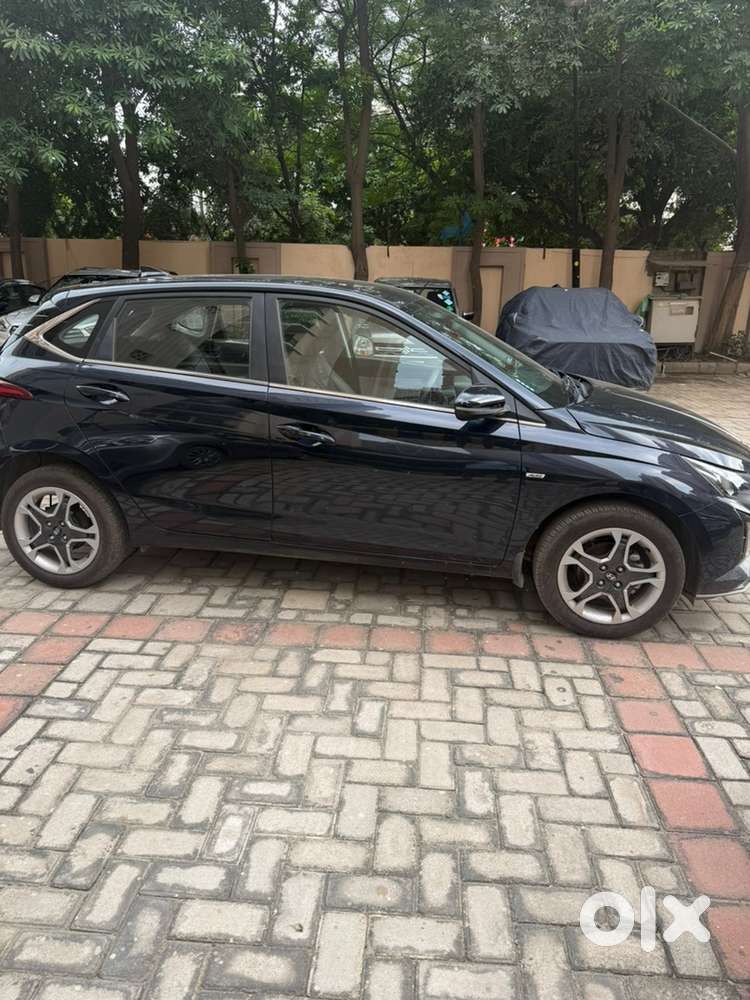 Hyundai New I20 2025 Petrol 6984 Km Driven