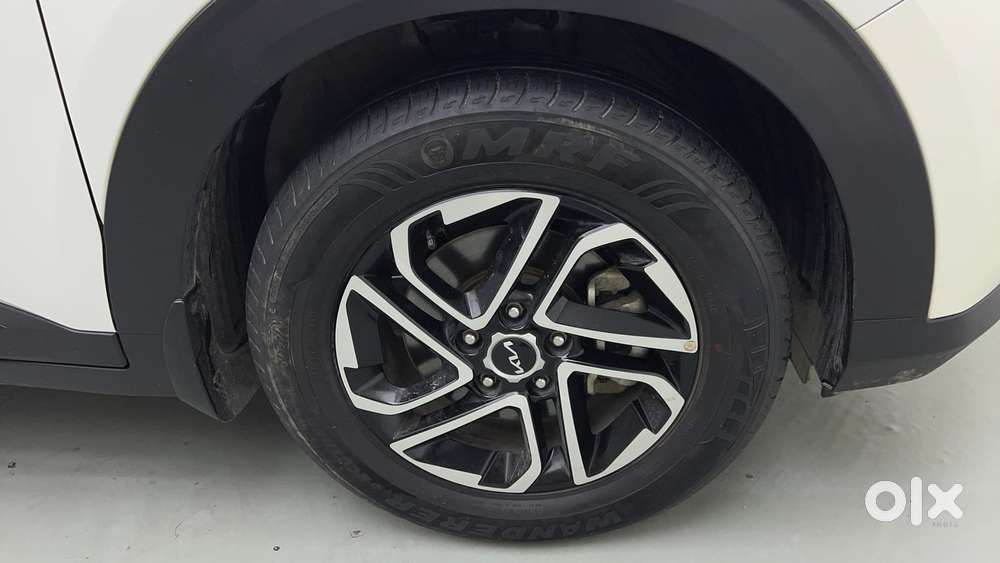 Kia Carens 1.4 Prestige Plus Turbo 7 Str, 2022, Petrol