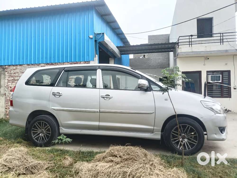 Toyota Innova G4 2013 Second Owner