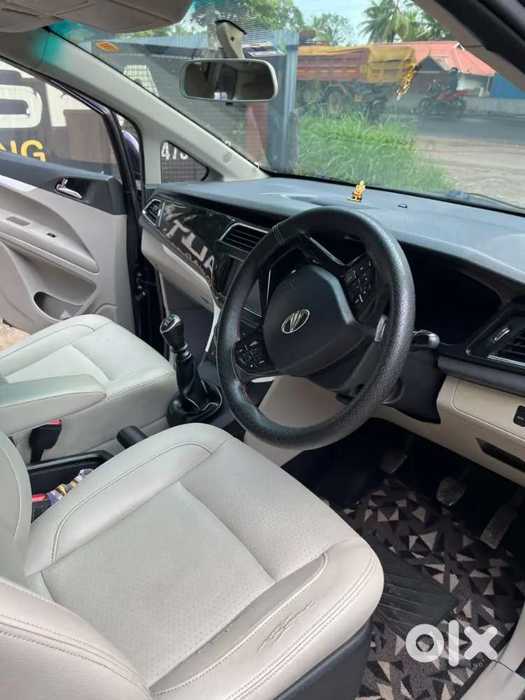 Mahindra Marazzo M8 Diesel 2018