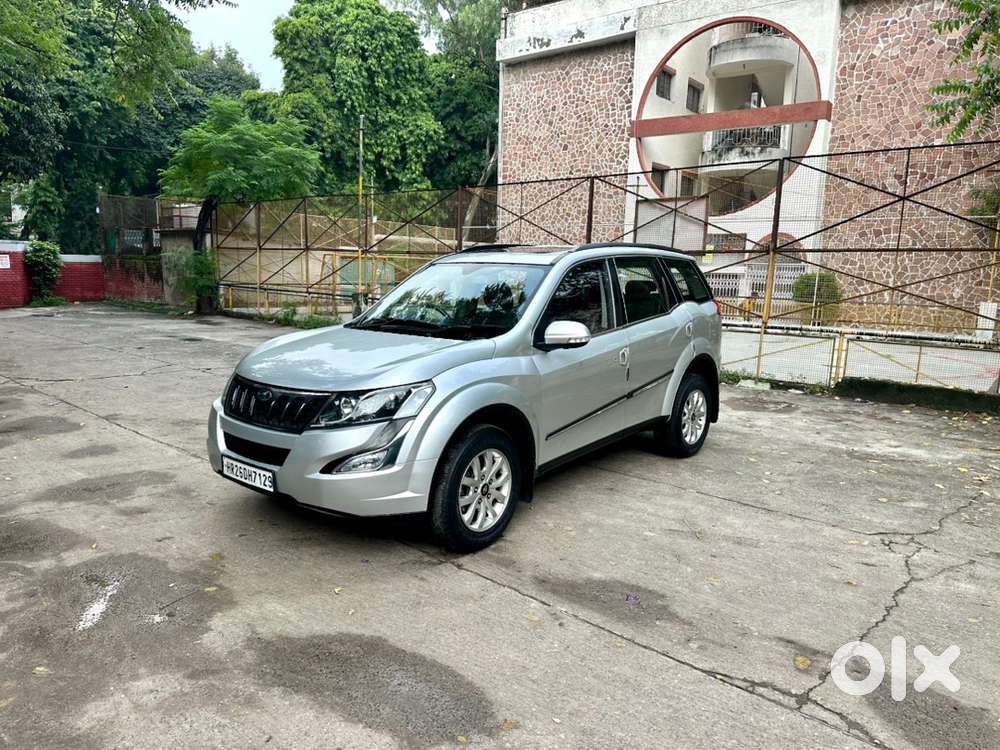 2017 Mahindra Xuv500 Diesel W10 Auto Diesel Sunroof