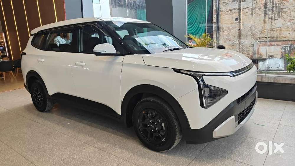 Kia Carens Clavis (nov-25) – Showroom Condition