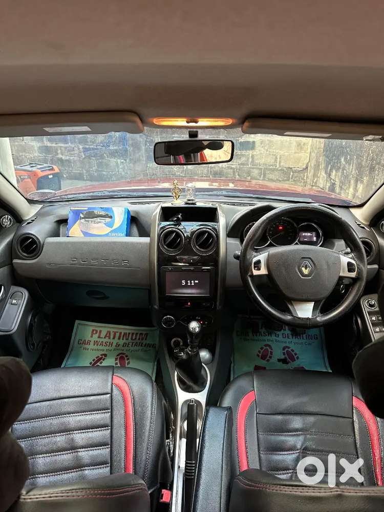 Renault Duster 4 × 4 Manual Diesel.