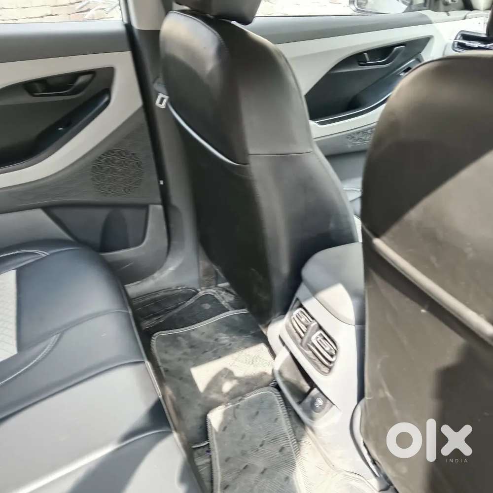 Hyundai Creta 1.5 Petrol 2025