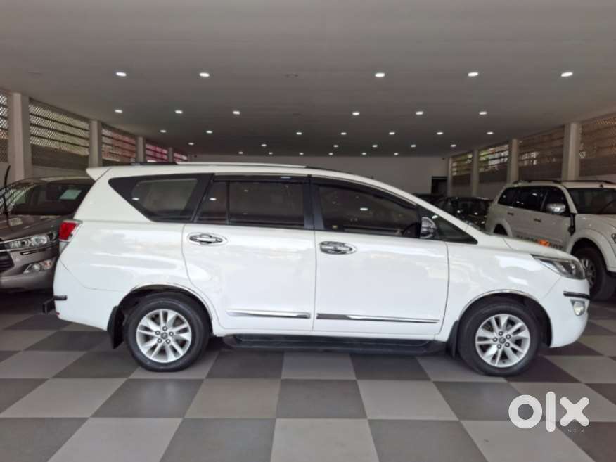 Toyota Innova Crysta 2.8z Automatic, 2018, Diesel