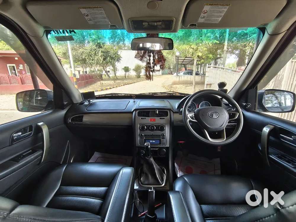 Tata Safari Storme 2015