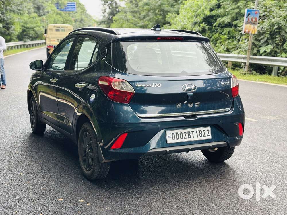 Hyundai Grand I10 Nios Sportz 1.2 At, 2021, Petrol