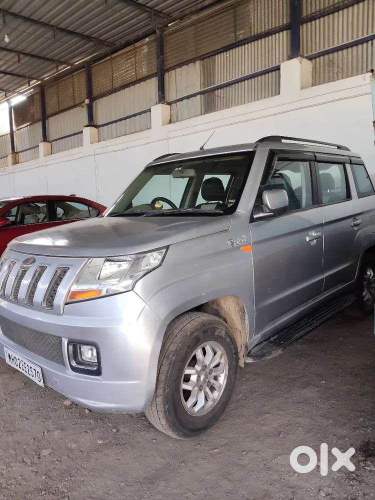 Mahindra Tuv 300 2017