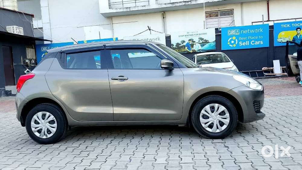 Maruti Suzuki Swift Amt Vxi, 2020, Petrol