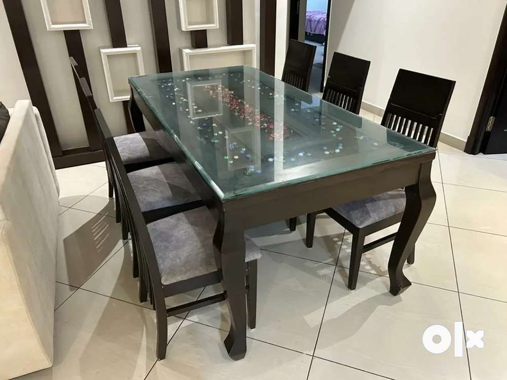 6 seater 2025 dining table olx