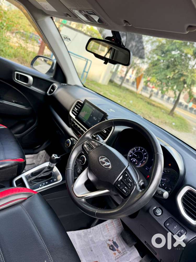 Hyundai Venue 1.0 Sx (o) Turbo Dct, 2019, Petrol
